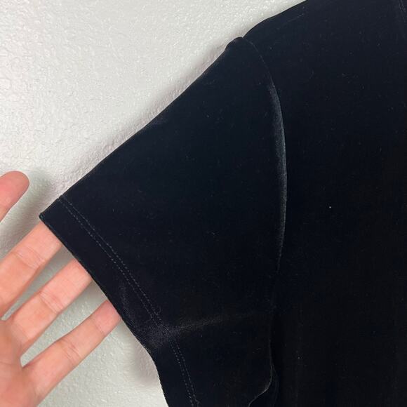 Abercrombie & Fitch Women's Size Small Black Velvet Short Sleeve Stretch Top - Picture 4 of 6